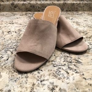 franco sarto one band flat leather sandals